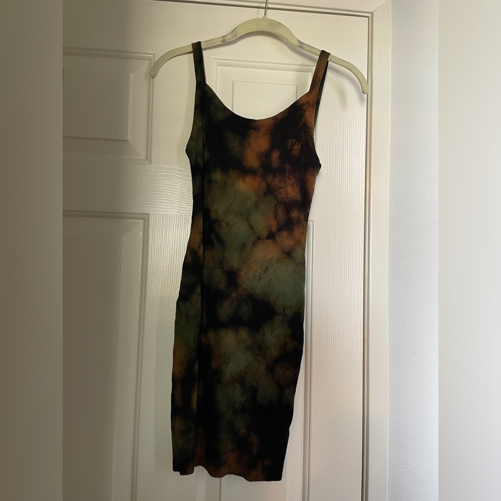 Cotton Citizen midi dress. Size XS. Green, black, brown.
